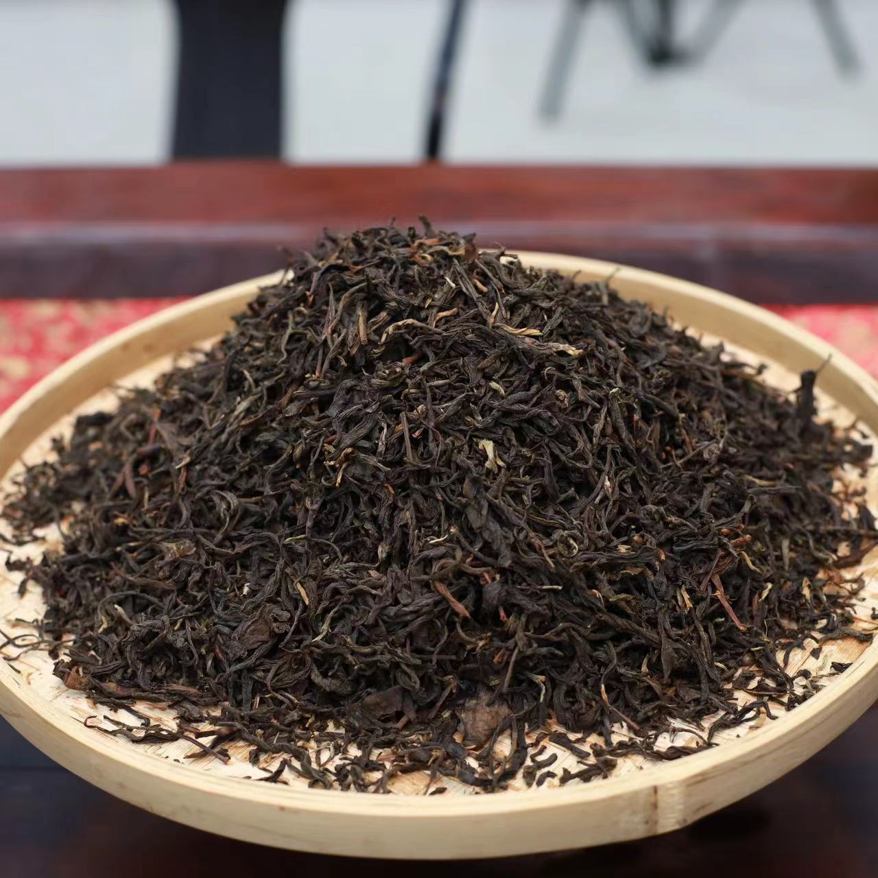 A.云南晒红 生茶 品鉴装100克