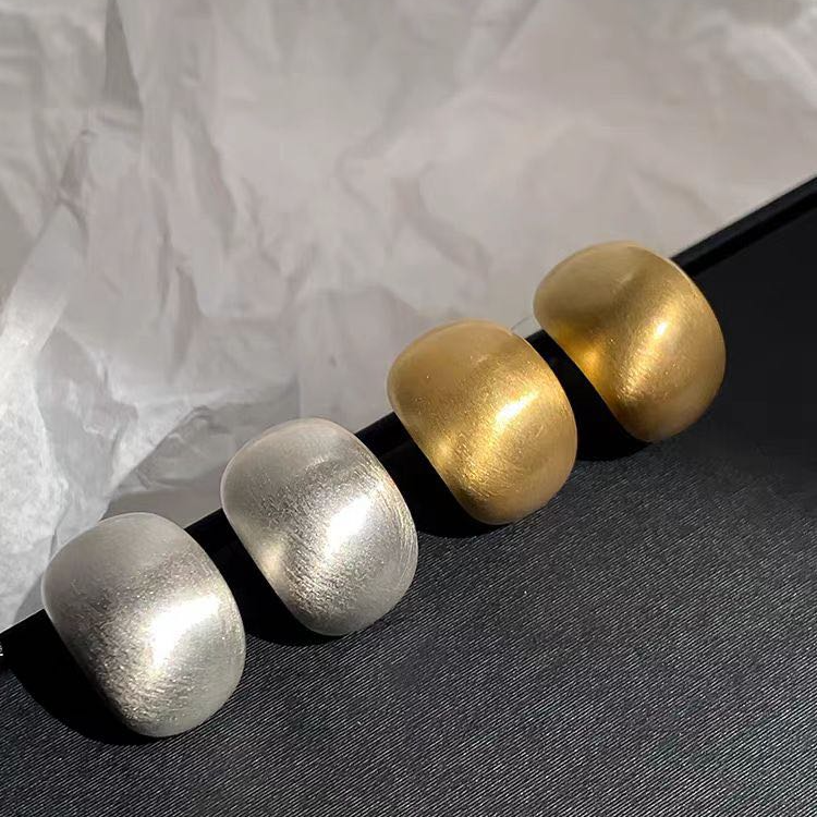铜合金耳饰 哑光金色复古港风小众设计高级感耳钉