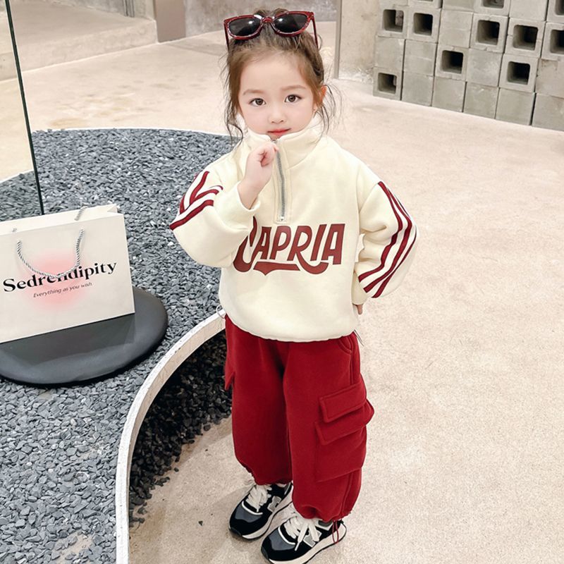 辰baby女童休闲套装2023秋冬季新款韩版加绒加厚字母卫衣工装长裤