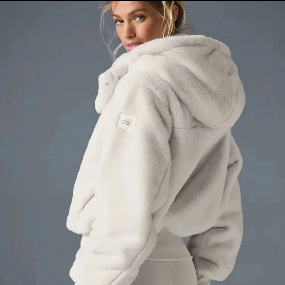 Alo 24yoga肯豆同款FOXY SHERPA JACKET拉链连帽外套