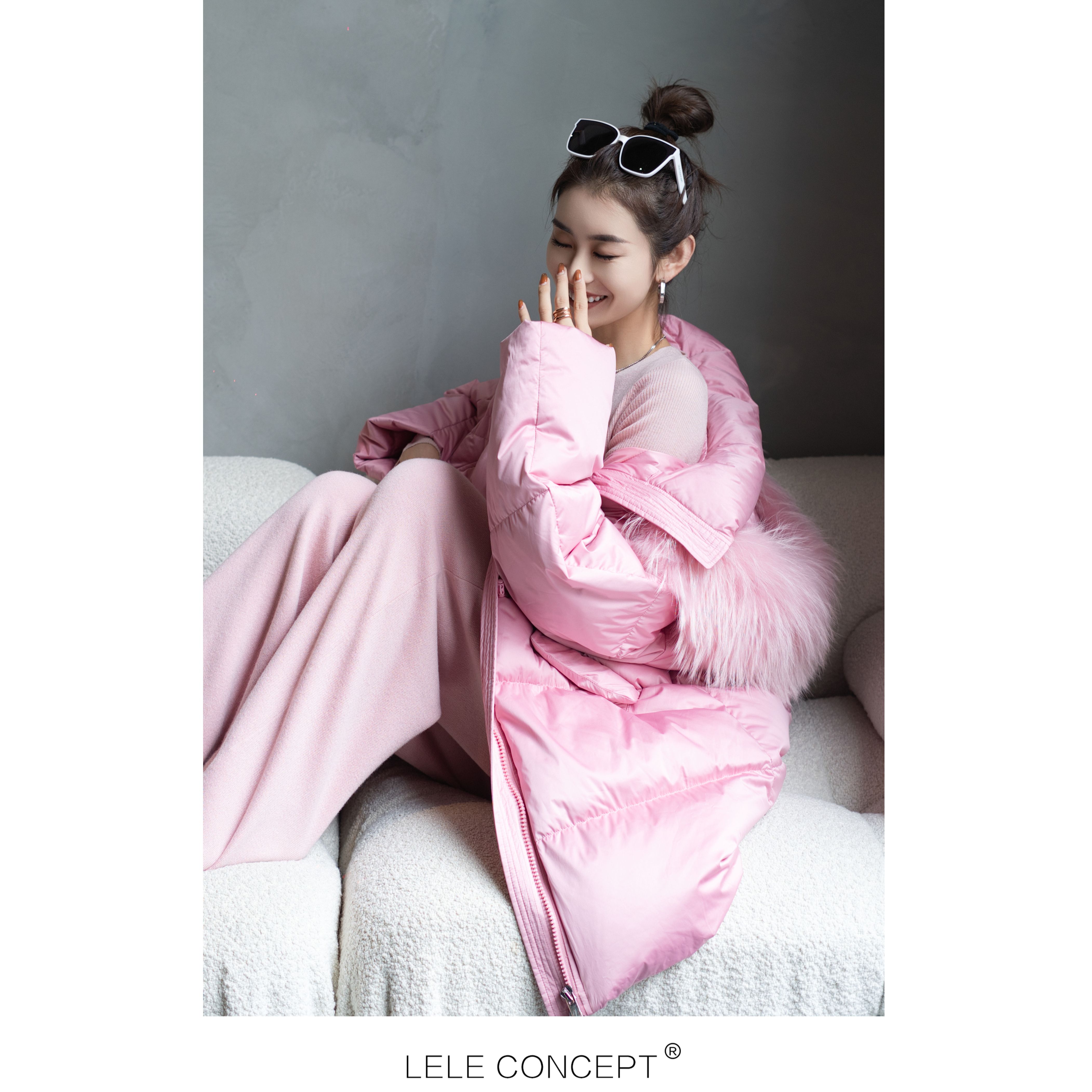 【LELE】秋季新款时尚百搭高级感优雅气质设计感腰抽绳羽绒服Y0203