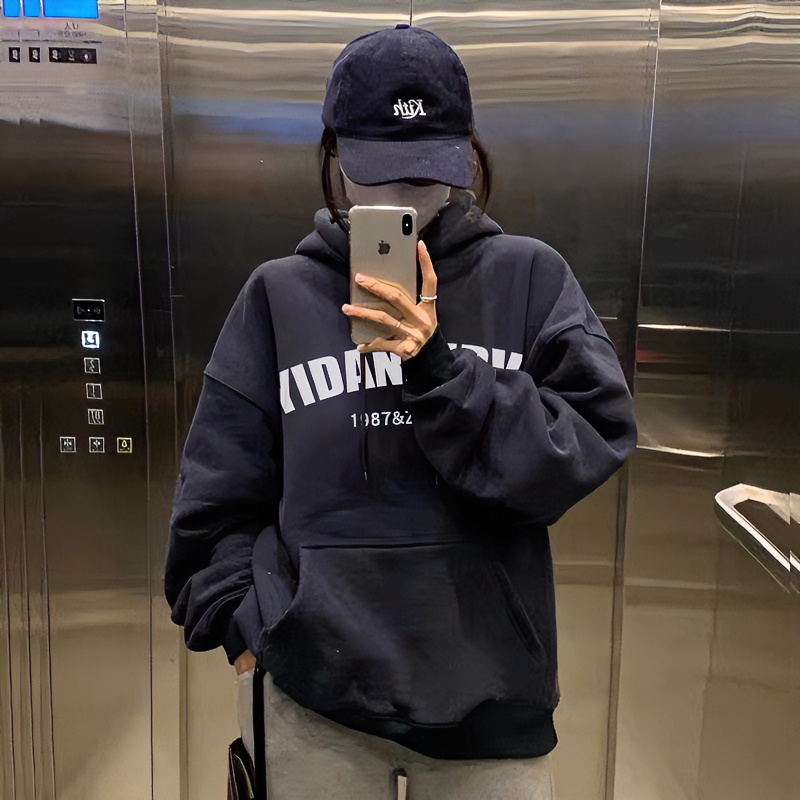 韩版复古美式小众显白卫衣女秋冬长袖oversize大版港风连帽上衣服