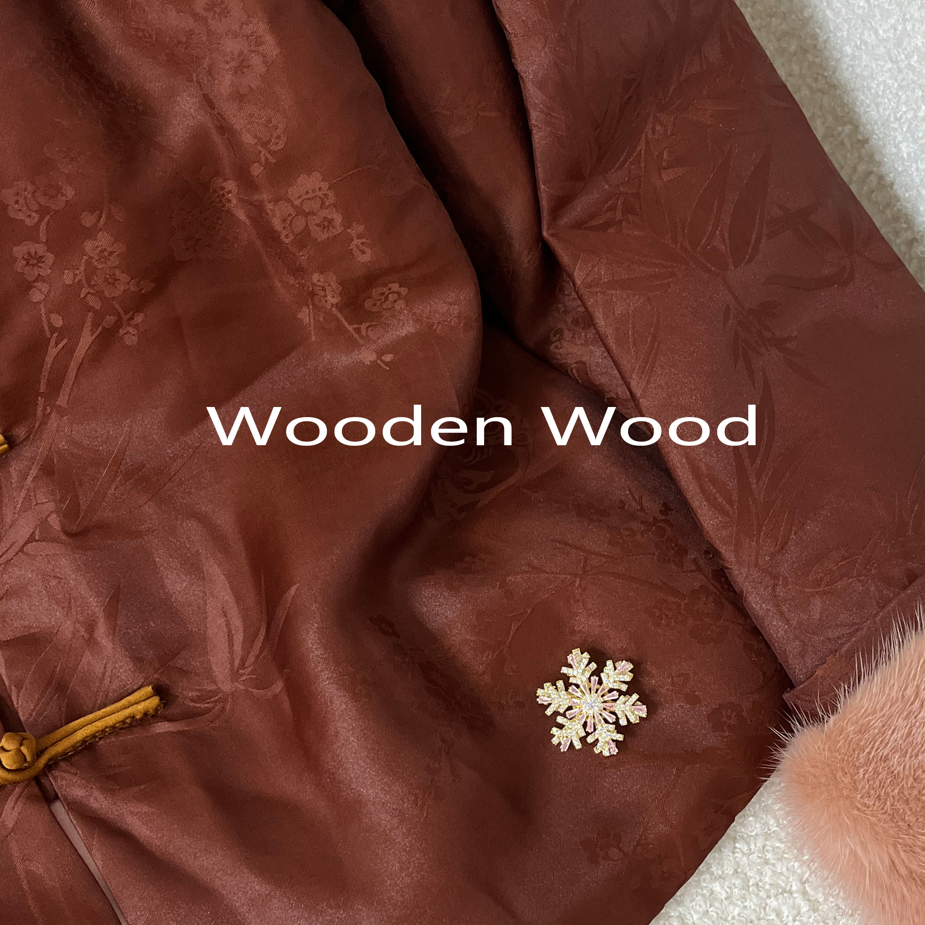 非金属胸针 Wooden Wood“雪域光芒”（胸钅十）百搭转动雪花P75347