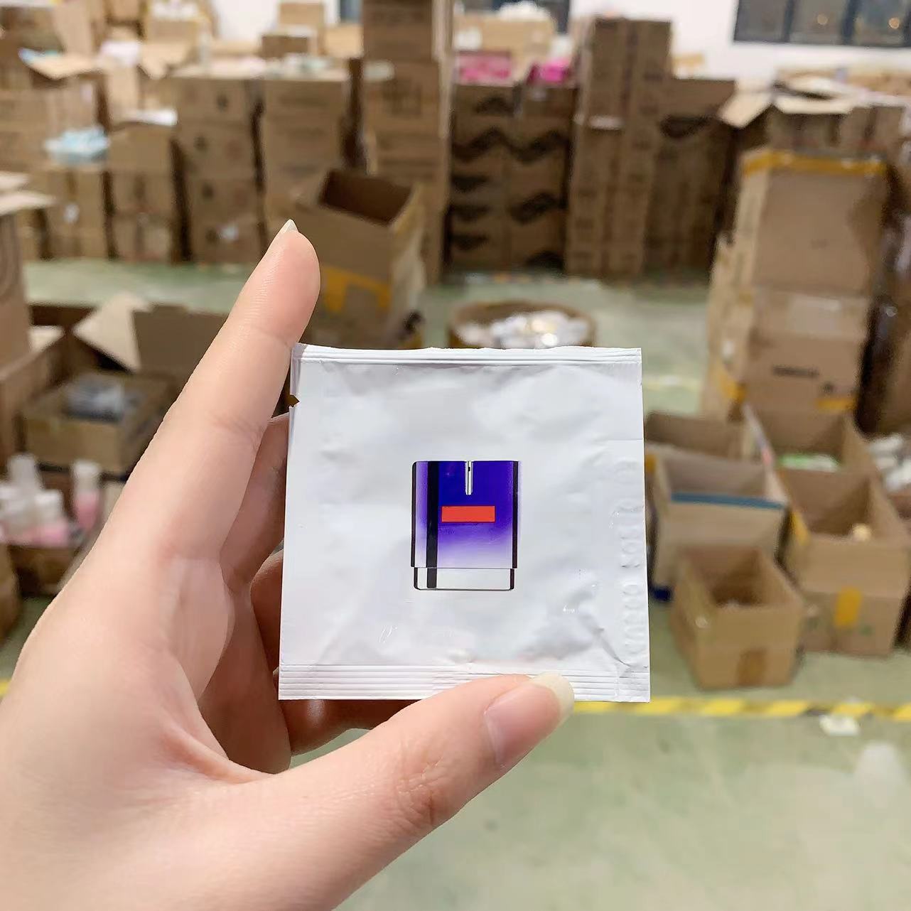 【大爽家】玻尿酸水光充盈导入精华面霜1.5ml*30片（2024.4月份）