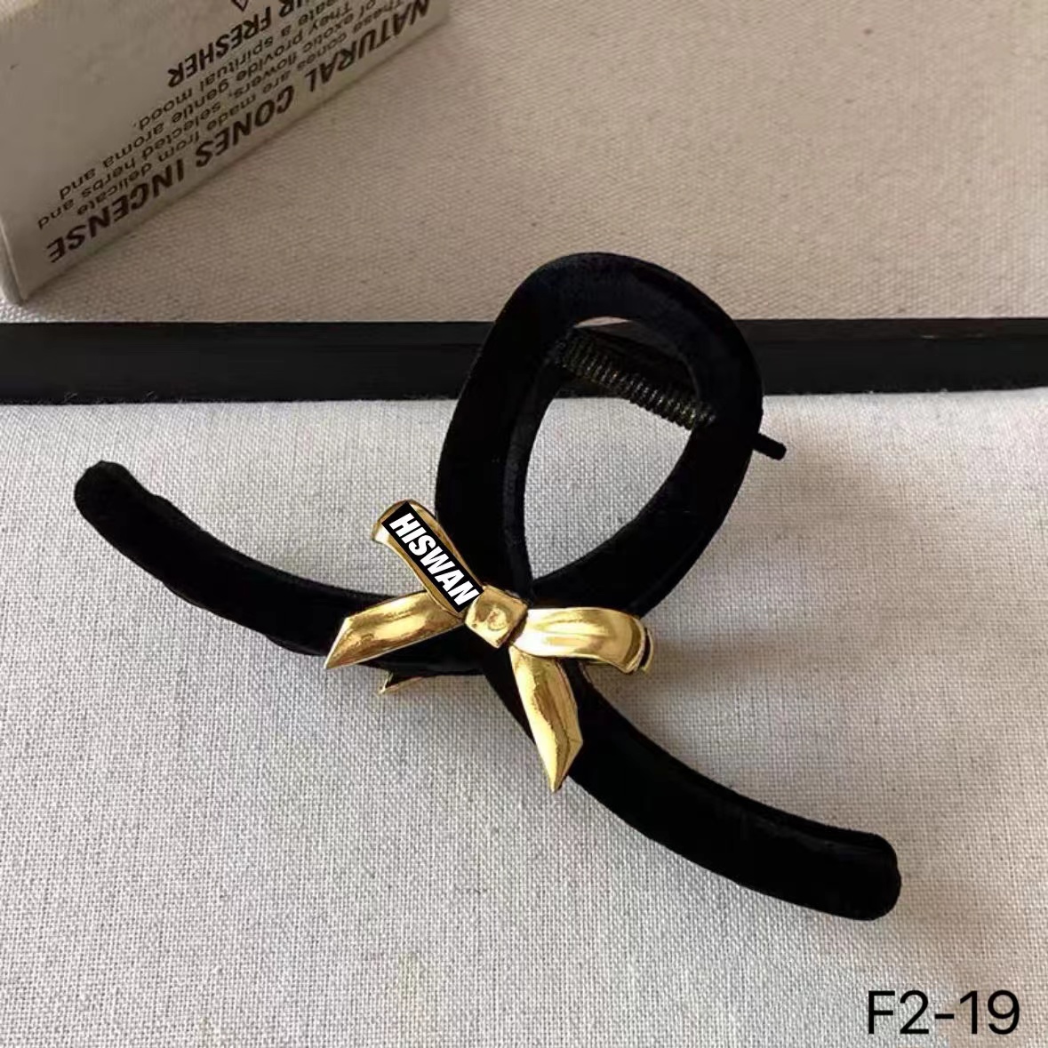 F2黑色气质时尚百搭复古轻奢简约法式优雅蝴蝶结抓夹