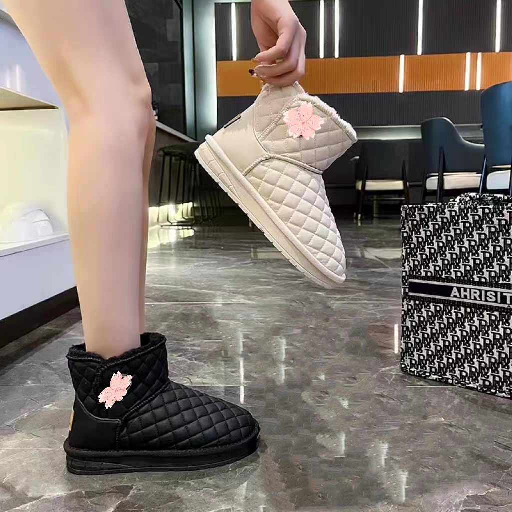 踩屎感时尚百搭休闲冬季加绒加厚保暖雪地靴K1017