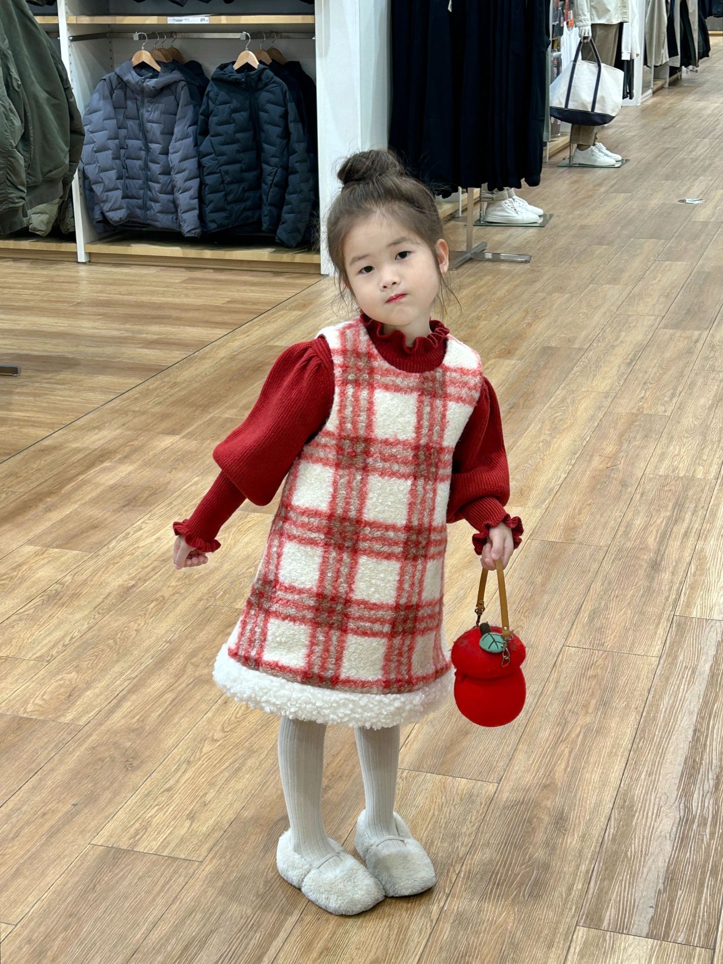 Bmy2023wt 秋冬款韩版童装女童格子夹棉背心裙新年红格子呢裙套装