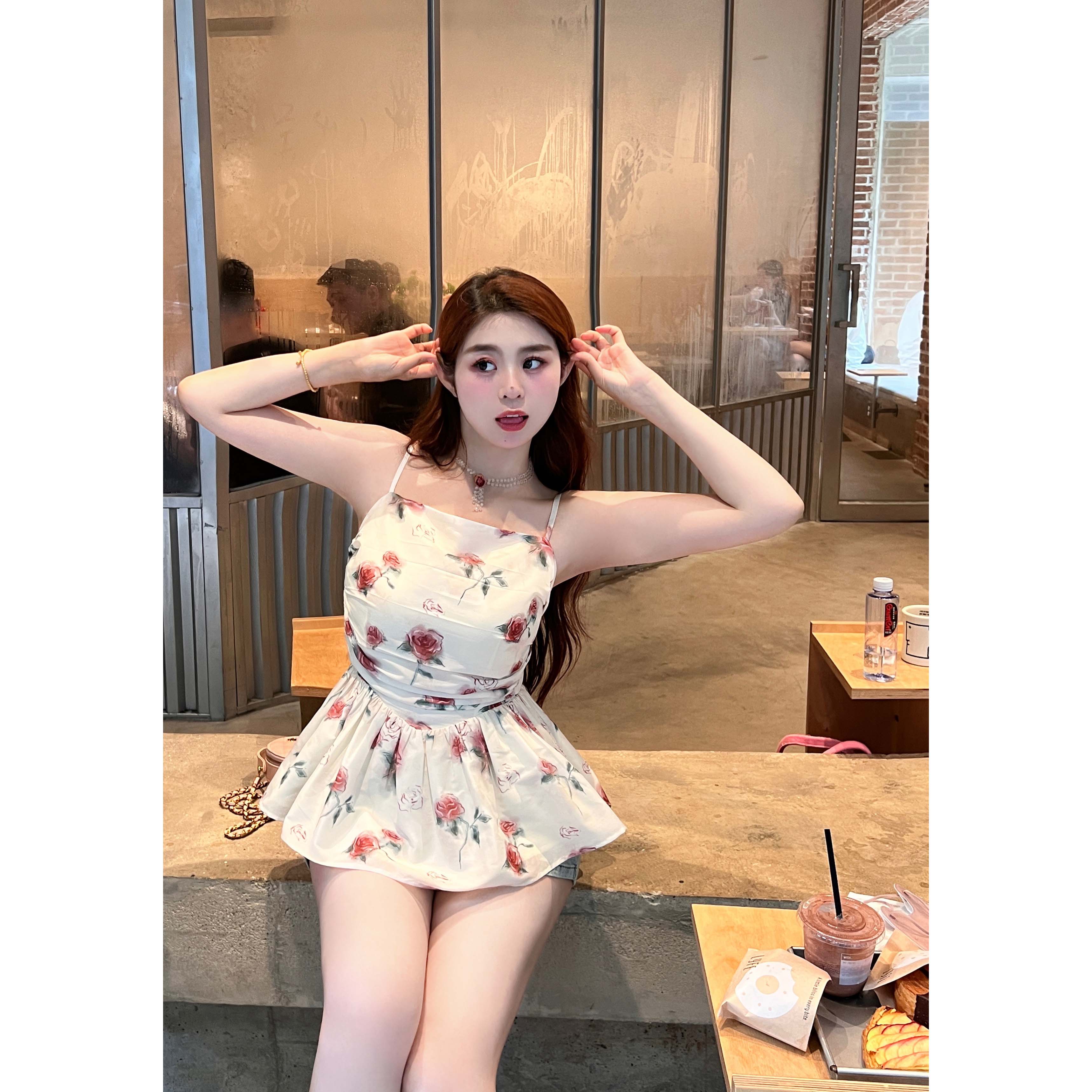 48小时发出【小王子的玫瑰】夏季多巴胺油画收腰碎花上衣+开衫