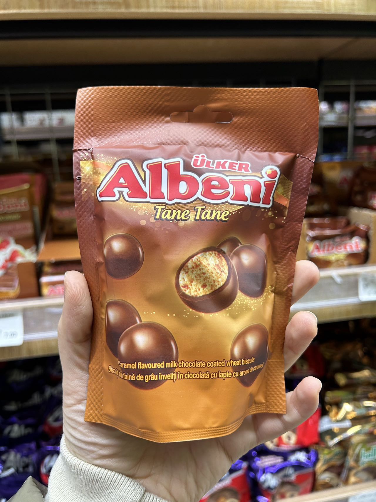 优客albeni夹心巧克力制品巧克力球大满足网红零食进口67g