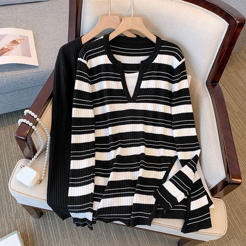 大码韩版宽松休闲黑白条纹毛衣女2024春季别致开叉假两件针织衫潮