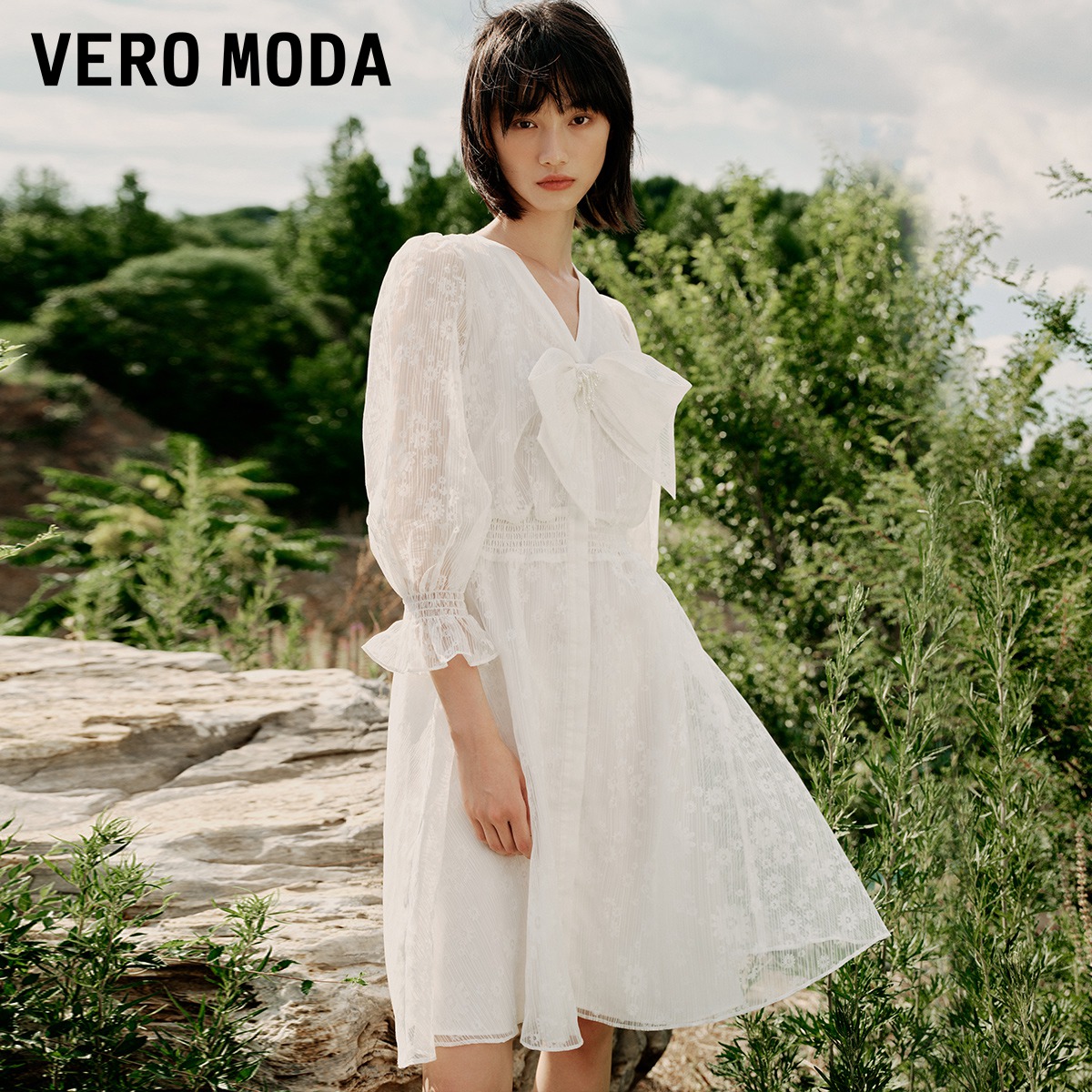 【小店专享】Vero Moda连衣裙百搭V领蕾丝七分袖灯笼袖3233SZ015