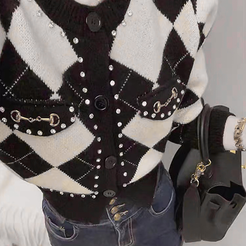 B JD1447秋季时尚紫色菱格纹毛衣开衫女针织外套别致独特上衣