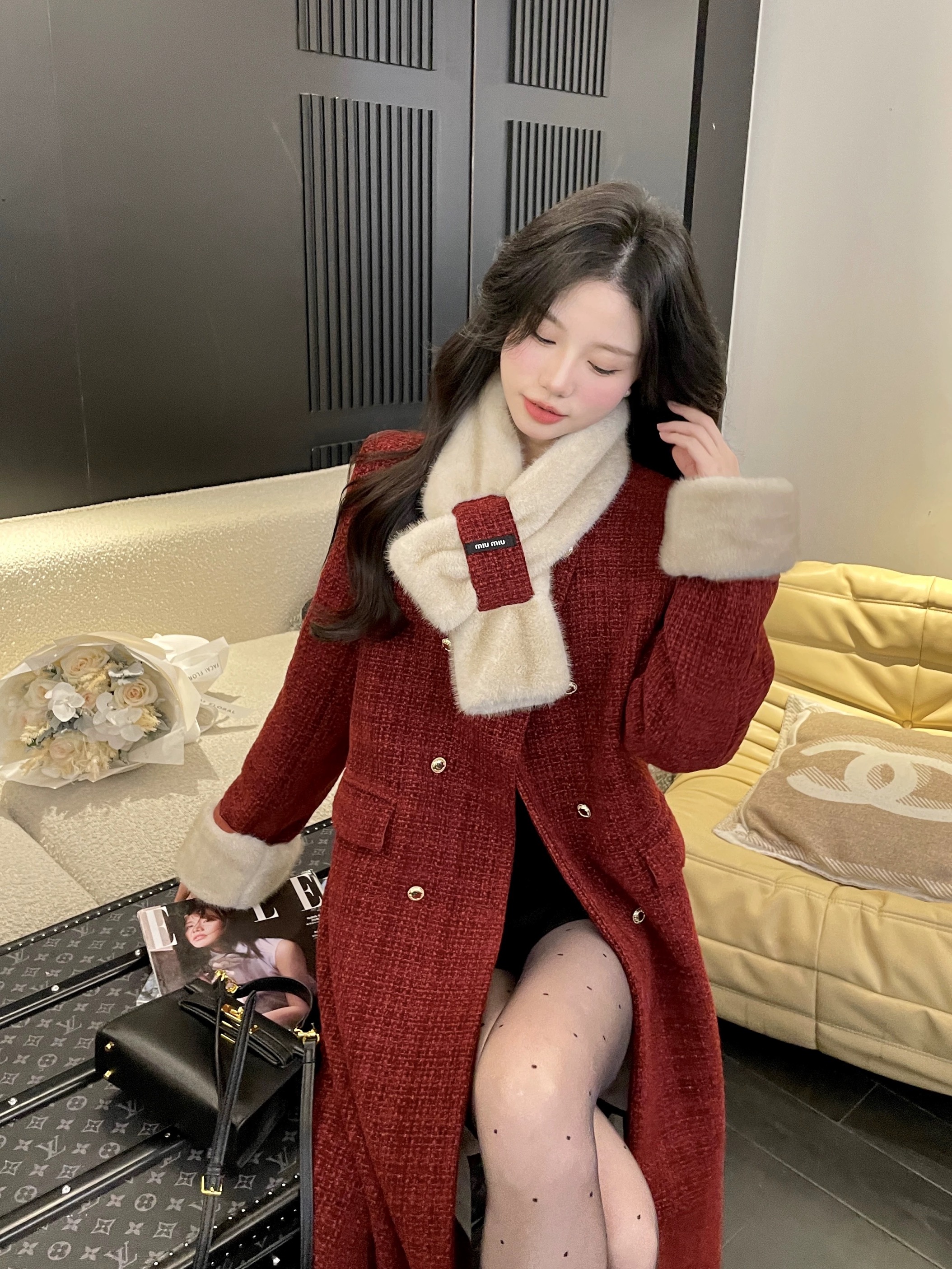 【秀宝女装】秋冬气质复古小香风外套女双排扣长款外套XB6768