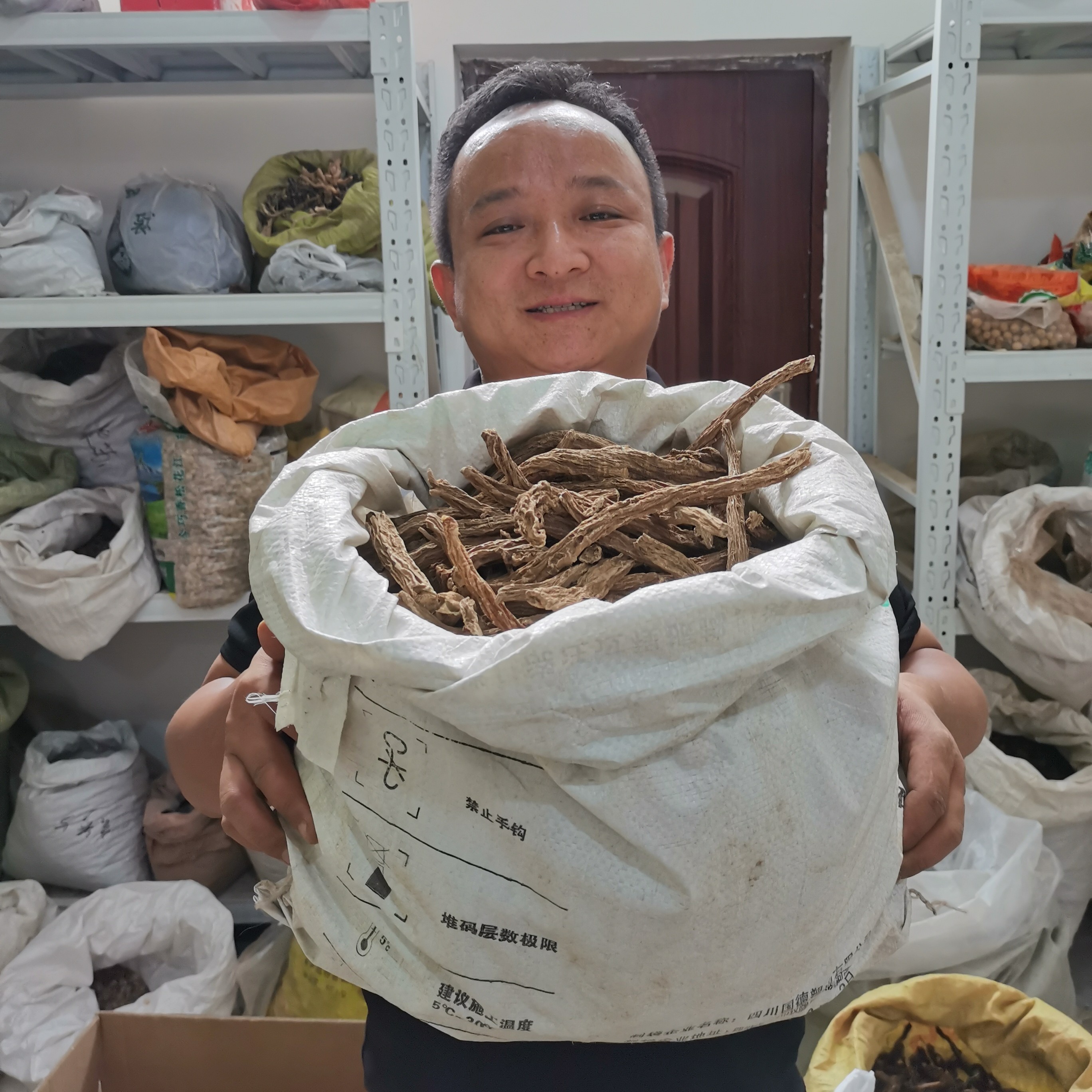 续断 四川续断 川断 川续断 种植整根的 根茎 150g