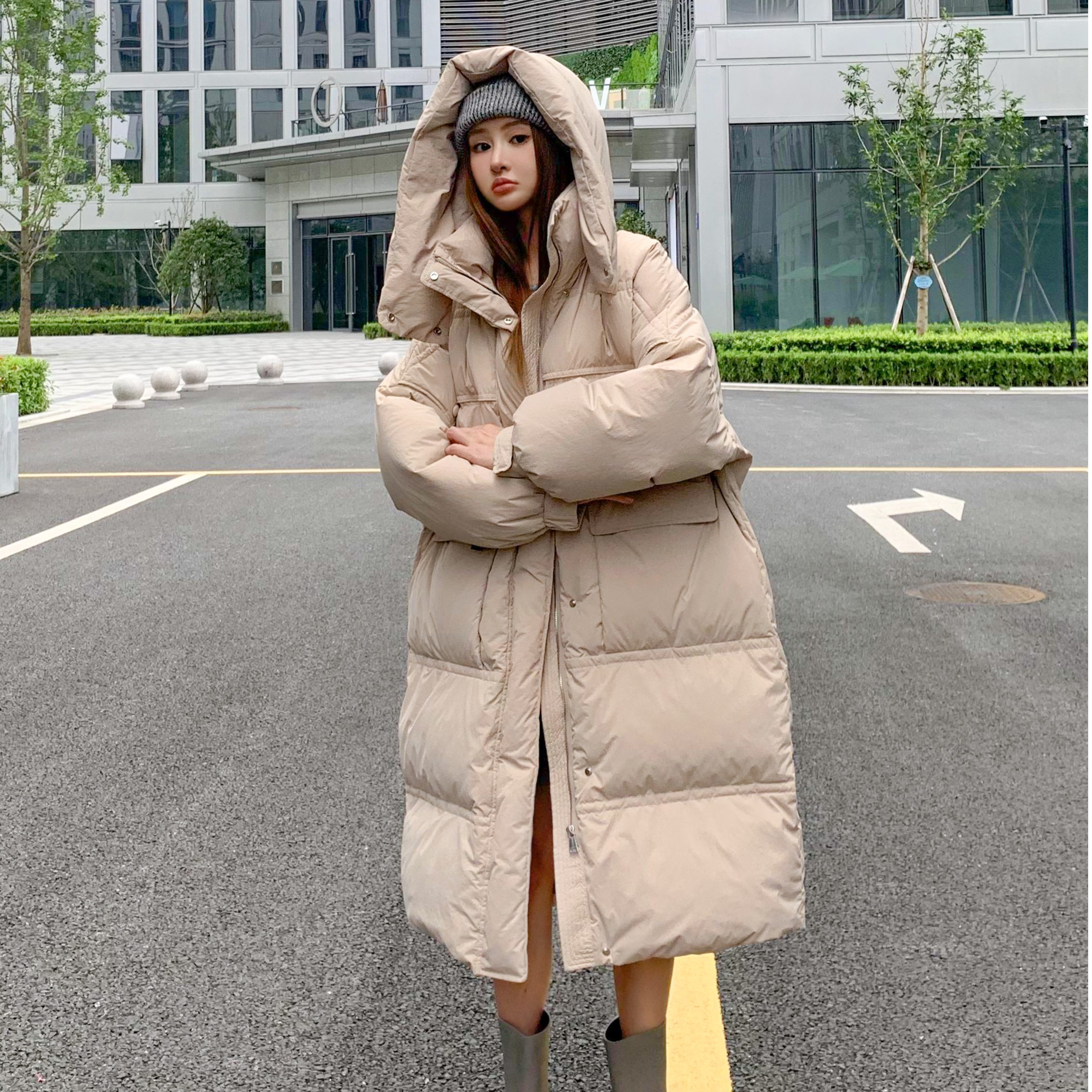 6684号浙#索歌玛1013#秋冬连帽可拆大口袋填充休闲拉链外套长款