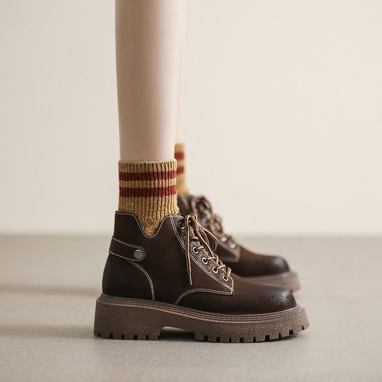 回力瑞2023年秋冬季新款女靴百搭超厚底英伦风马丁短靴女低帮靴子