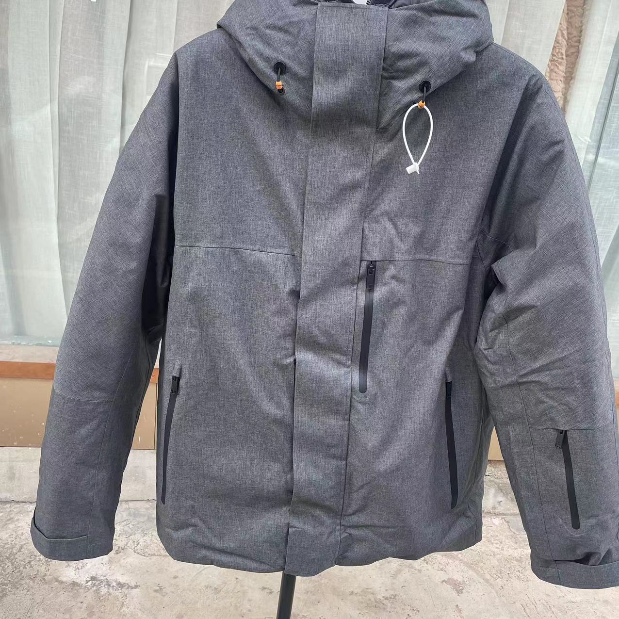 A01男款灰色防水连帽休闲羽绒服两件套（杰）
