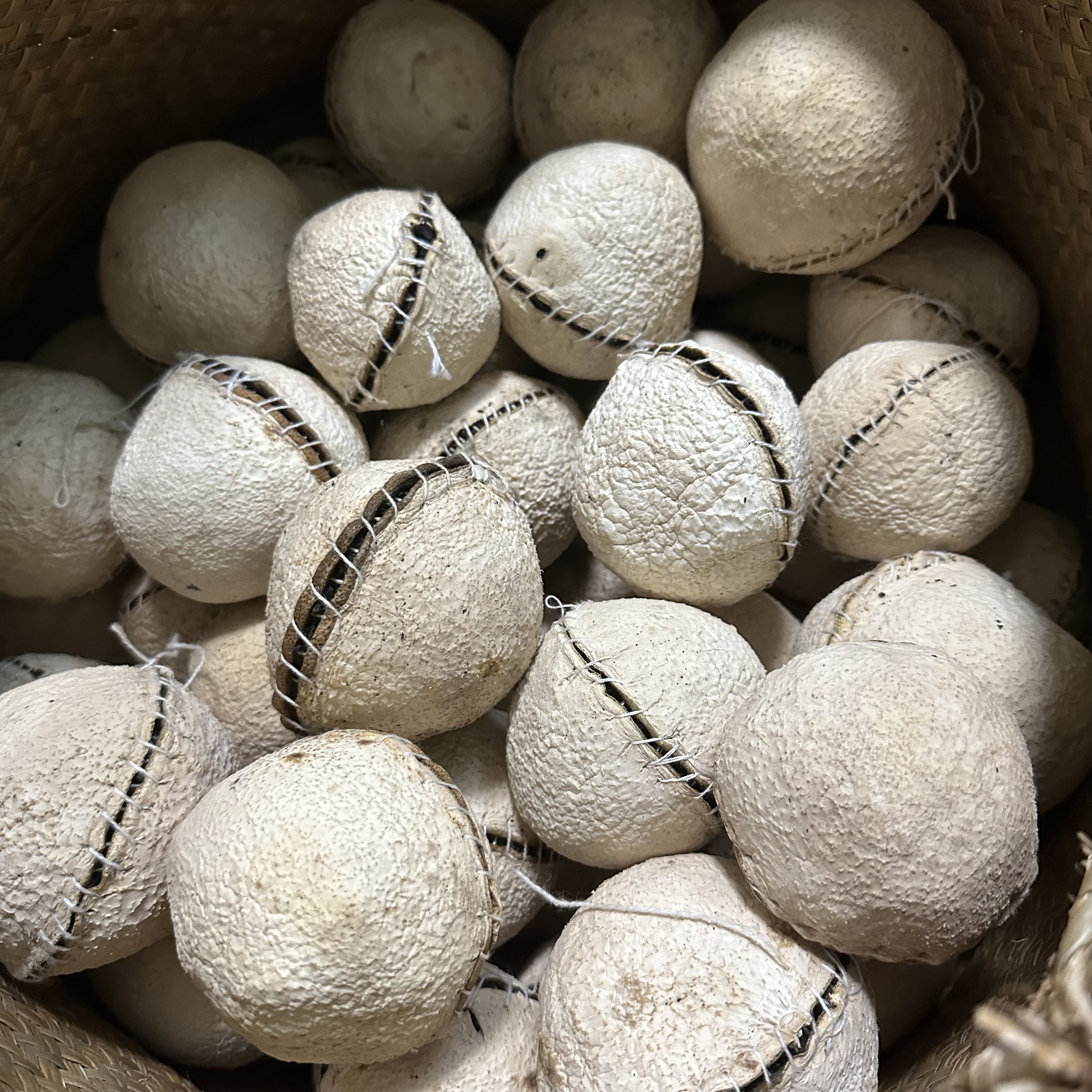 清远特产石潭蒲坑茶正宗高山干仓储存10年，一个约120克食用农产品