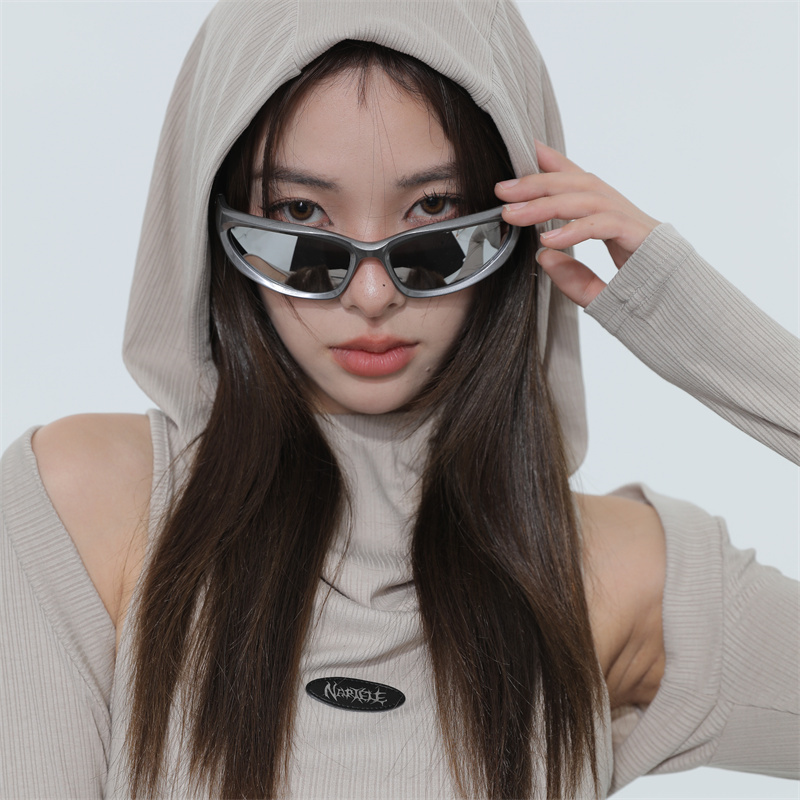 千禧未来科技感朋克墨镜男女潮人网红街拍机能风欧美复古太阳眼镜
