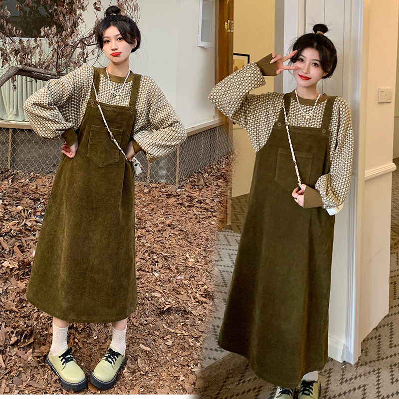 孕妇秋季两件套百搭灯芯绒背带裙遮肚加厚新款条纹套装通勤韩版潮