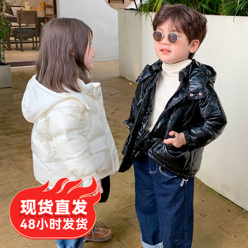 儿童秋冬穿搭纯色亮面免洗款中小童立领男童连帽洋气保暖女童外套