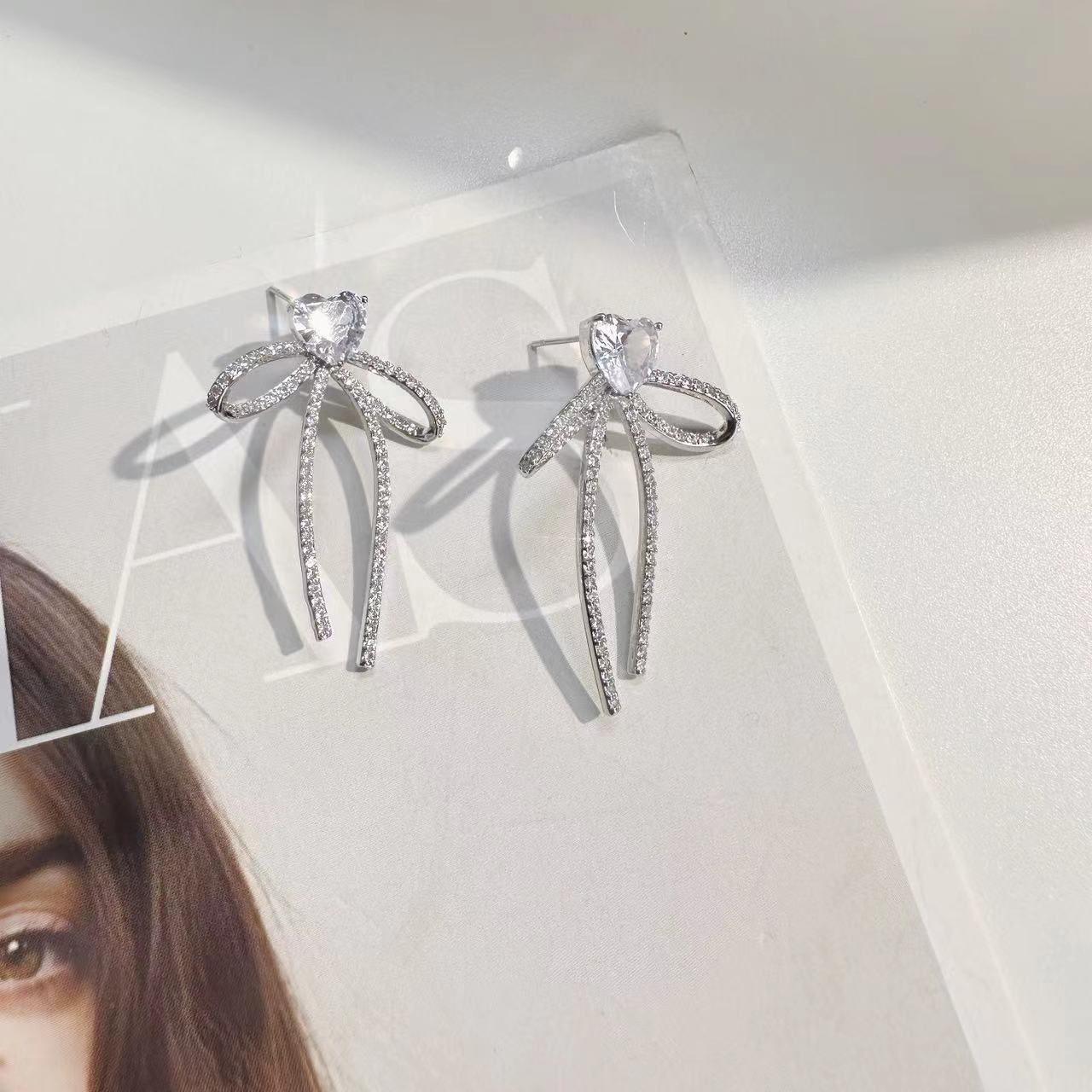 铜合金合成锆石耳饰 蝴蝶结爱心微镶耳钉气质高级时尚耳环B05