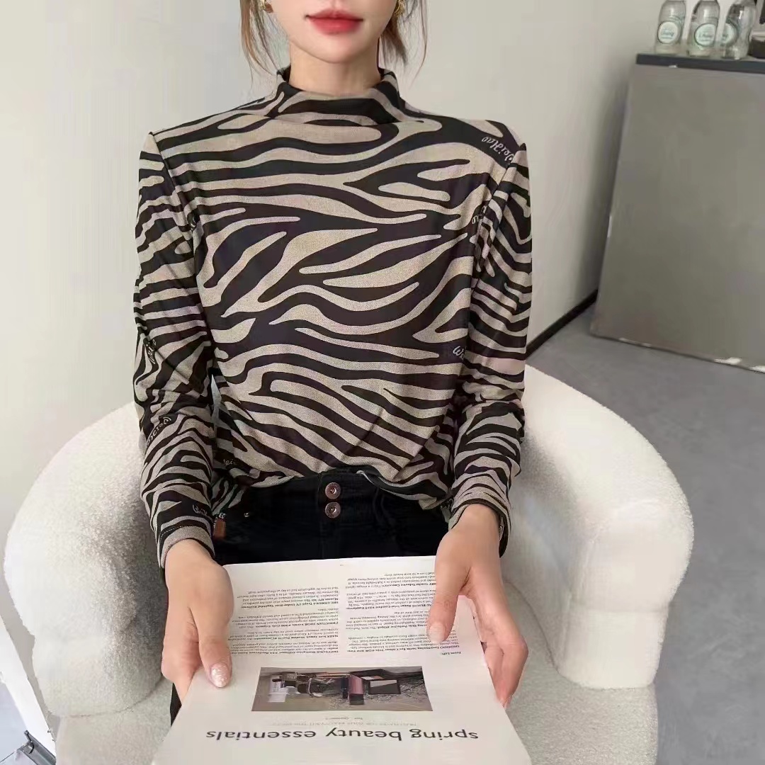 半高领德绒打底衫女修身秋冬遮肉显瘦长袖内搭洋气自发热时尚小衫