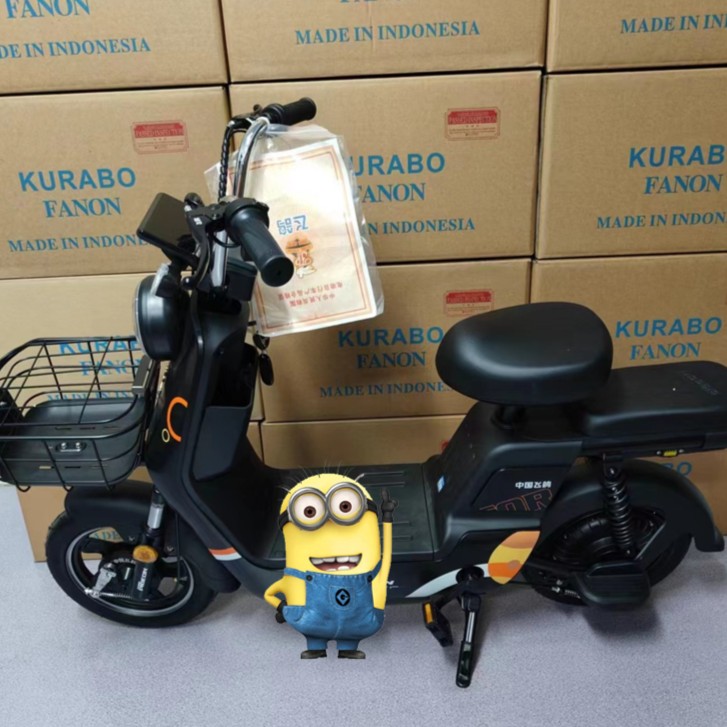 【工厂直发】滑板车带储物篓滑板车14寸代步工具大牌电动滑板车