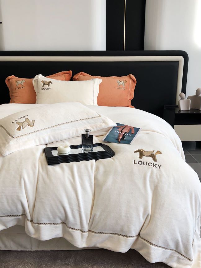 270克云绒冬季高档加厚双面牛奶绒保暖床单被套床上用品柔软亲肤