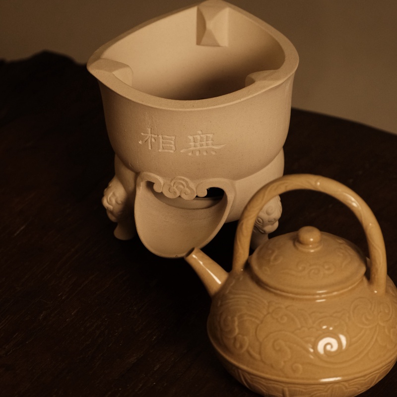 溪元-纳云提梁壶+三足无相炉-套装