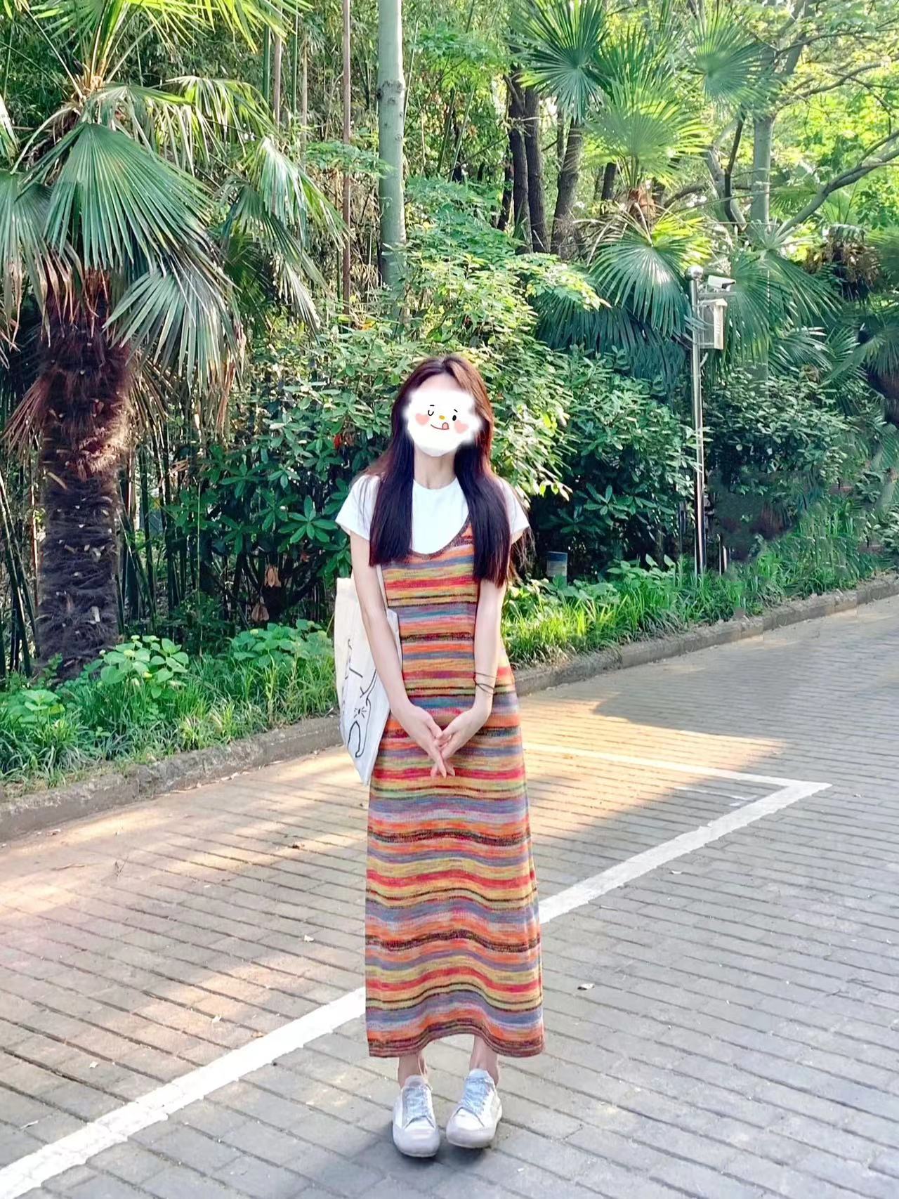 法式针织吊带连衣裙女夏季多巴胺彩色条纹直筒裙复古无袖背心长裙