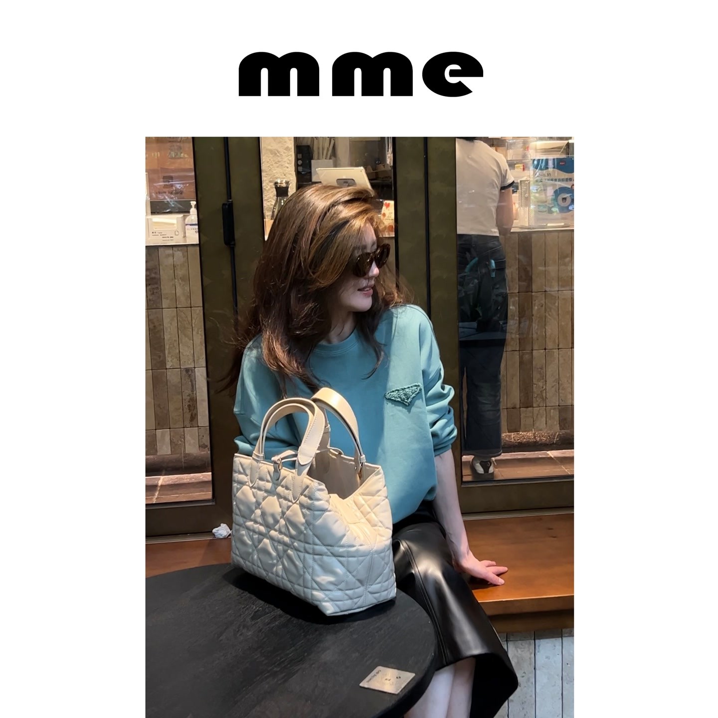 MMEKOR 小清新倒三角纯色卫衣 86955     经典韩系休闲圆领卫衣