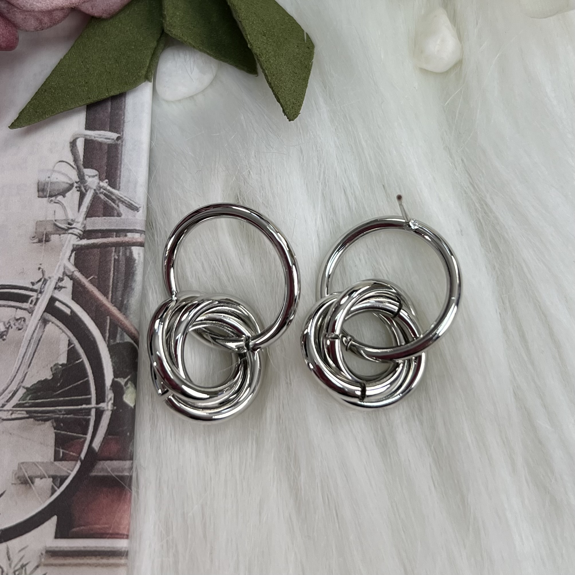 合金耳饰 202复古耳饰时尚气质百搭法式小众宫廷商务耳钉精致大气