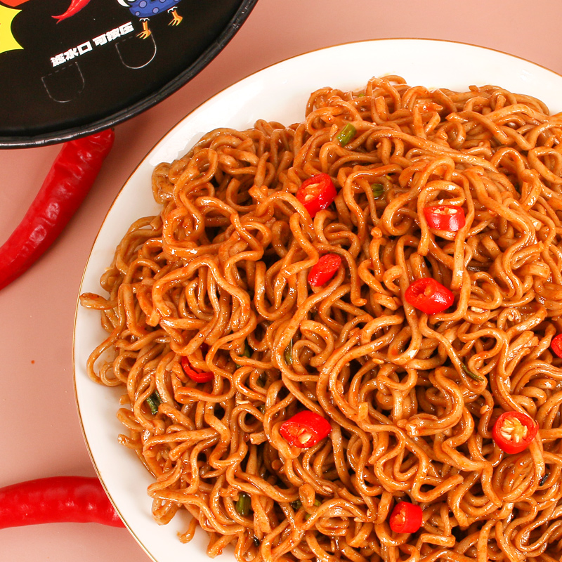 网红方便面正宗荞麦干拌面超辣火鸡面拉面发便速食泡面一整箱批发