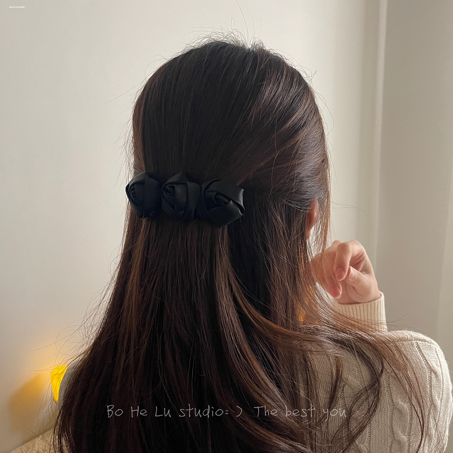 玫瑰花弹簧夹精致简约甜妹时尚质感新款少女头饰夹子2023设计发量