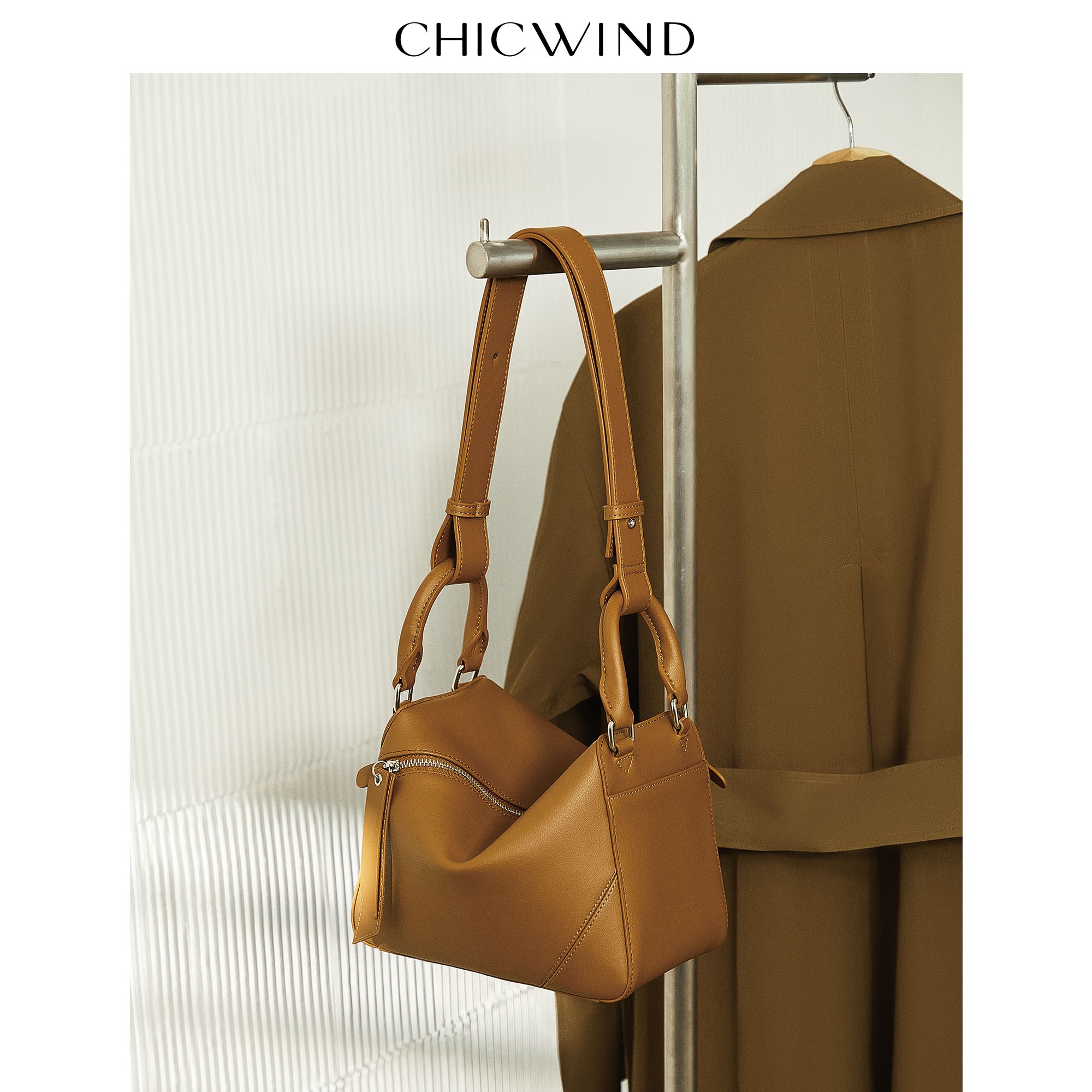 CHICWIND原创设计包包女士2022新款潮高级感时尚单肩斜挎包枕头包