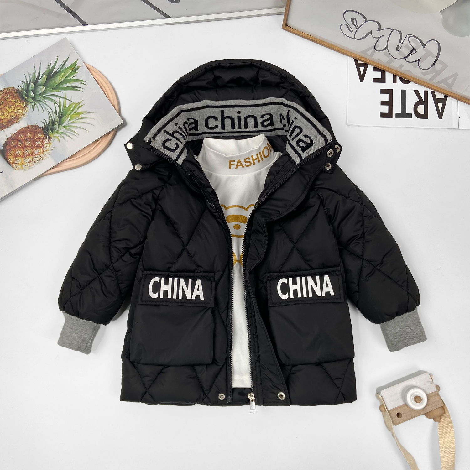 【现货】儿童冬款外套2022新款潮童字母简约棉服外套DC0664